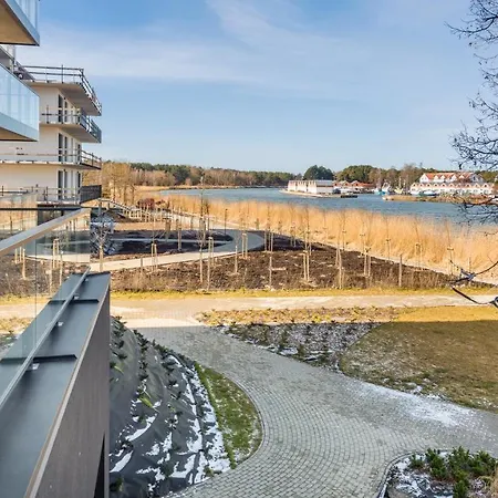 Sagaris Z Basenem, Sun & Snow Apartmán *