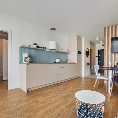 Sun & Snow Sagaris Z Basenem Apartamento