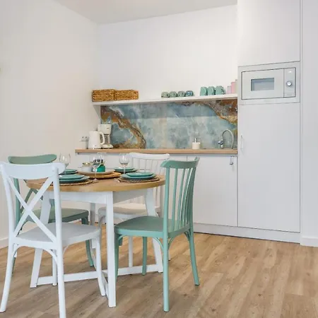 Apartment Sun & Snow Sagaris Z Basenem Dziwnow
