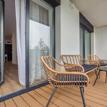 Apartamenty Sun & Snow W Obiekcie Sagaris Z Basenem Dziwnow