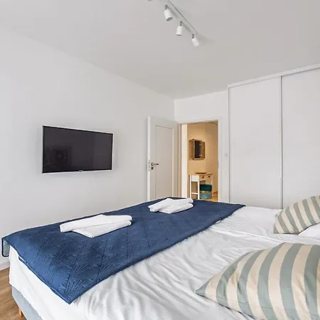 Sagaris Z Basenem, Sun & Snow Apartmán Dziwnów