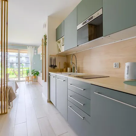 Sagaris Z Basenem, Sun & Snow *