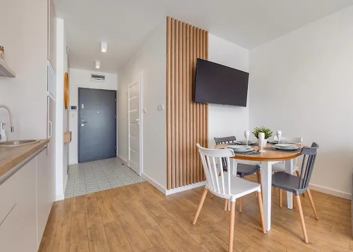 Sagaris Z Basenem, Sun & Snow *