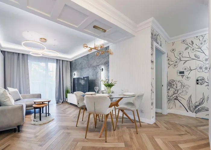 Sagaris Z Basenem, Sun&snow Apartament *