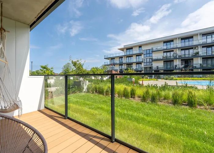 Sagaris Z Basenem, Sun & Snow *